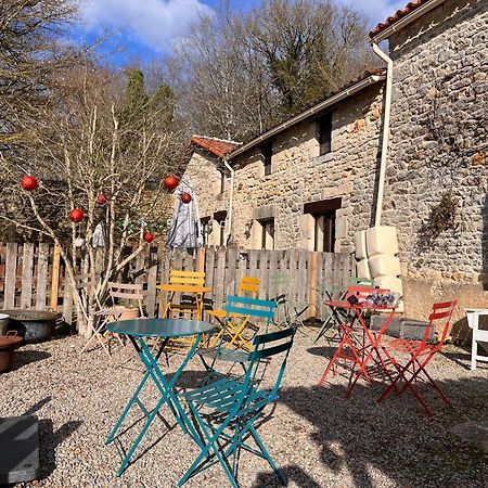 Appartamento Le Plantier 1 Beaulieu-sur-Sonnette Esterno foto